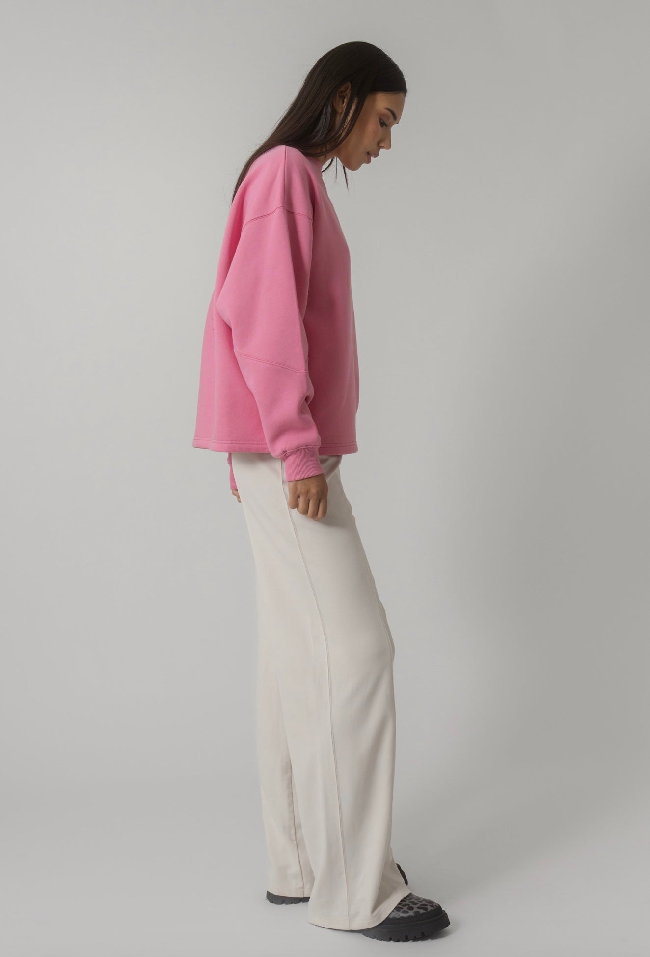 OH APRIL Oversized Sweater „Swirl“ - deep pink