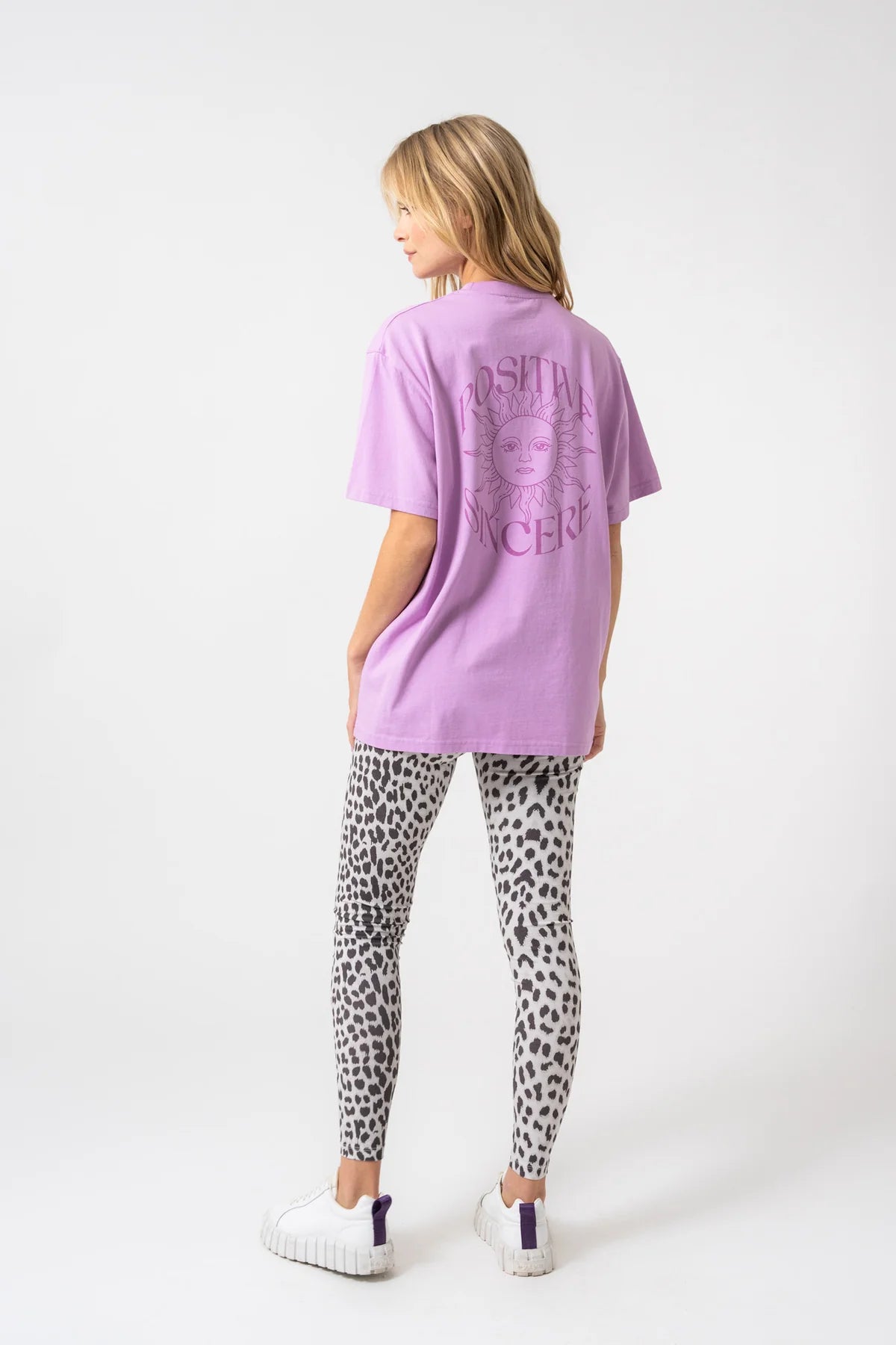 OH APRIL Boyfriend T-Shirt “Positive“ - bright lilac
