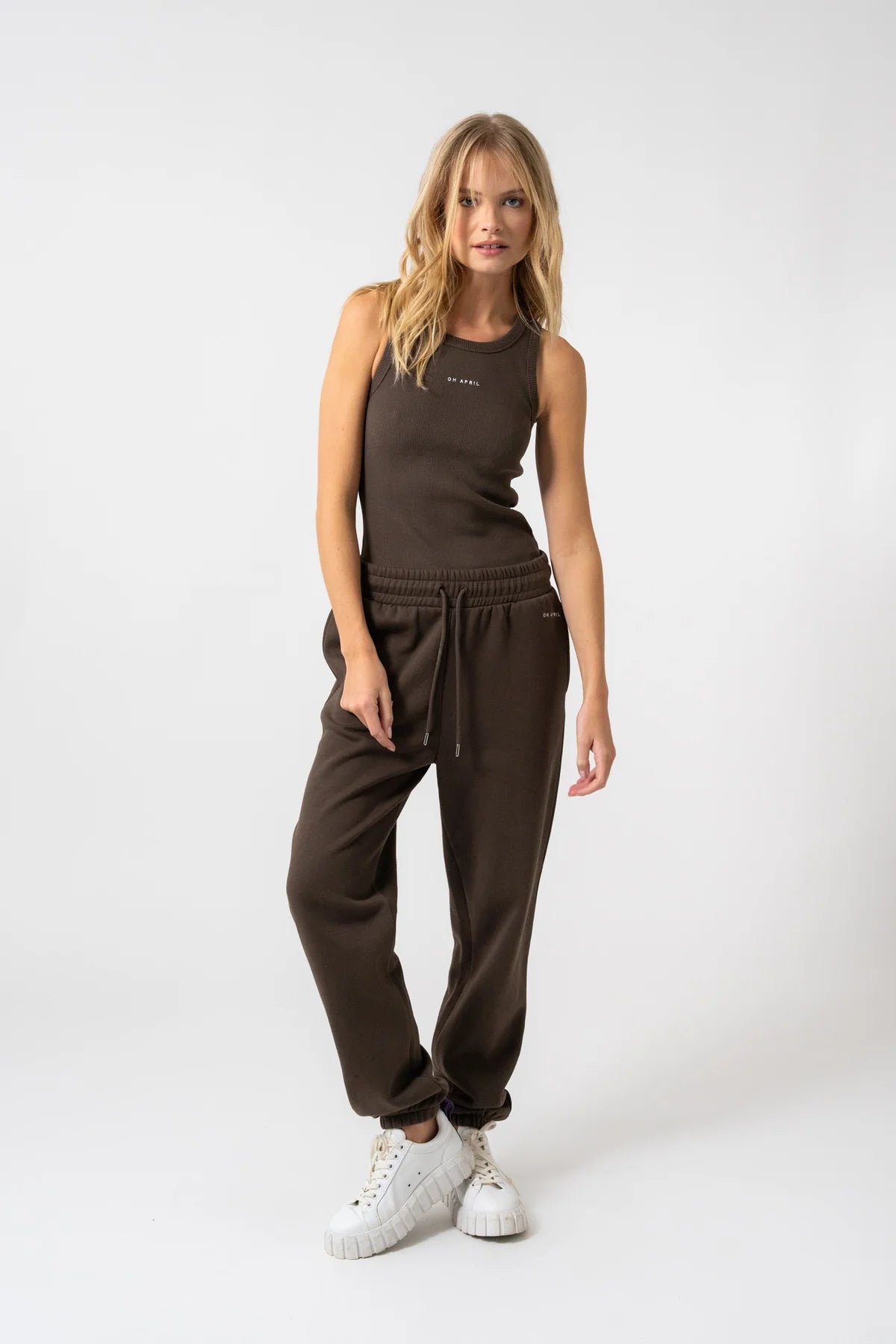 OH APRIL „DARA“ Top - deep brown
