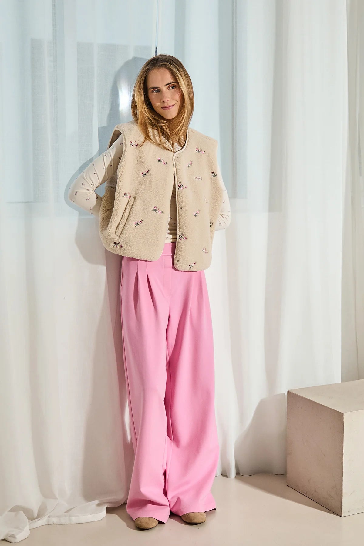 OH APRIL - MAGNOLIA FLEECE VEST